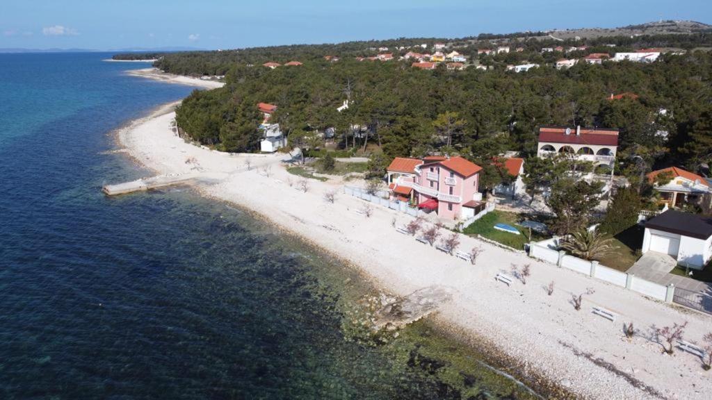 Apartmani Vukadin Vir Bagian luar foto